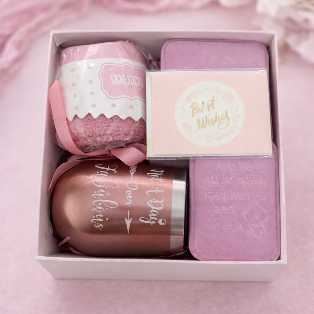 PINK & ROSE GIFT SET “SURPRISE FOR YOU” NWOT
